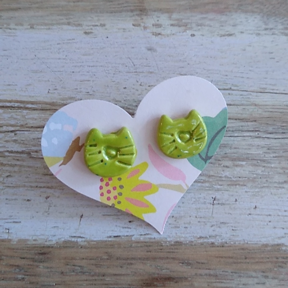 Green speckled Clay Cat stud earrings